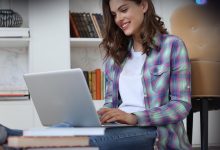 Photo of كيف ساهم “كورونا” في تعزيز التعلم عن بعد