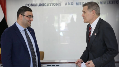 Photo of السفير الأمريكي في العراق يبحث تطوير قطاع تكنولوجيا المعلومات والإتصالات مع هيئة الإعلام والإتصالات